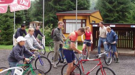faire du vélo au départ du Camping Woltzdal Maulusmuhle Luxembourg